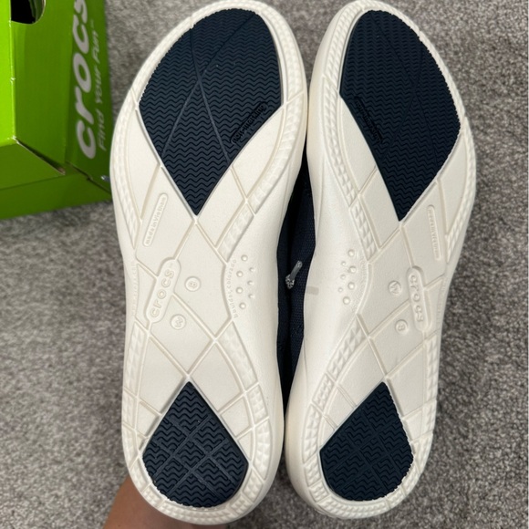 ✨NWT✨ CROCS Women’s Walt II Canvas Skimmer Shoes - Picture 5 of 10